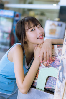 女教师出轨16岁