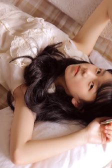 上校夫人的年轻侄女们
