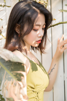 年轻的小峓子4中字BD